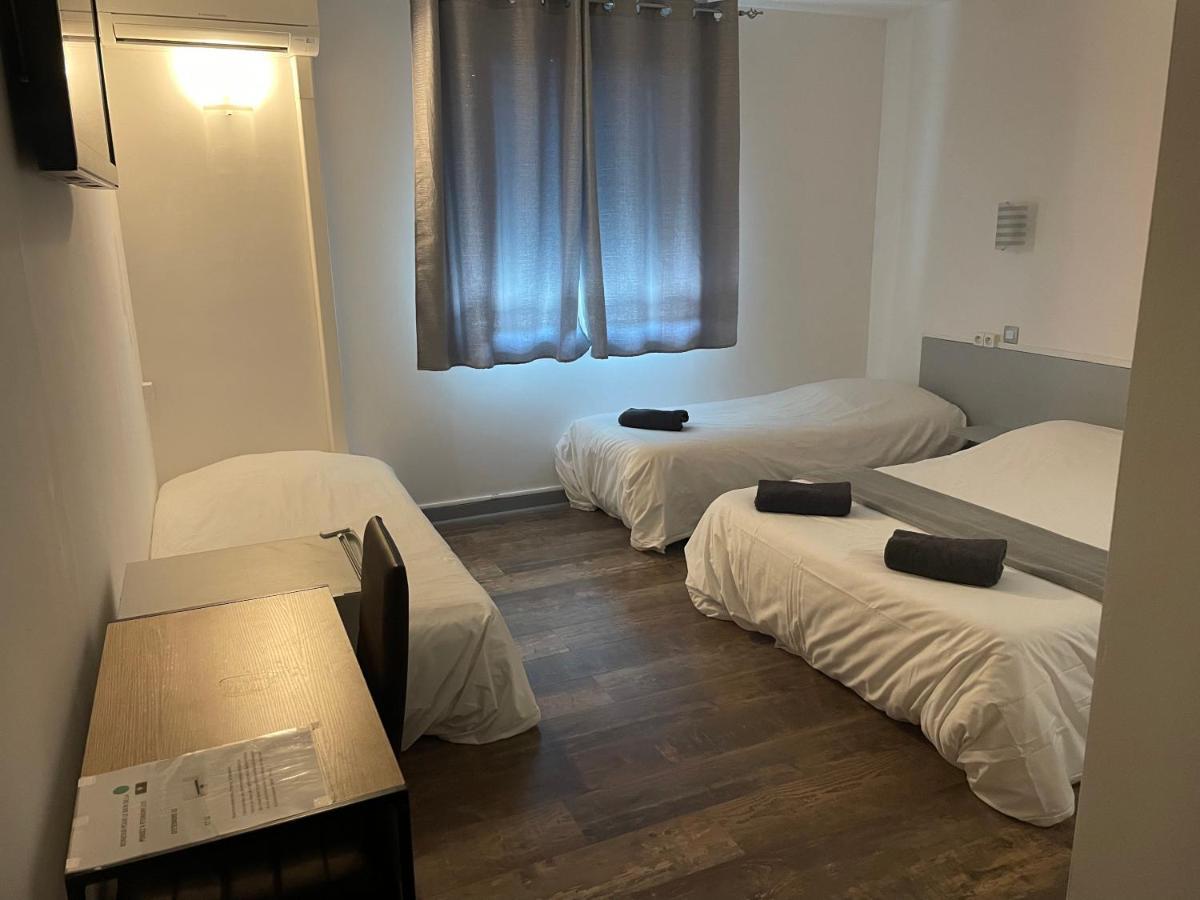 Family Hotel - Site Du Parc Jaunay-Clan Exteriör bild