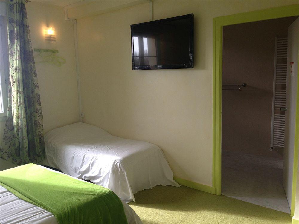 Family Hotel - Site Du Parc Jaunay-Clan Exteriör bild